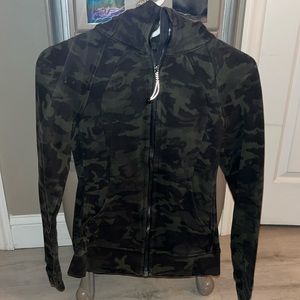 Lululemon Army pattern Scuba Hoodie